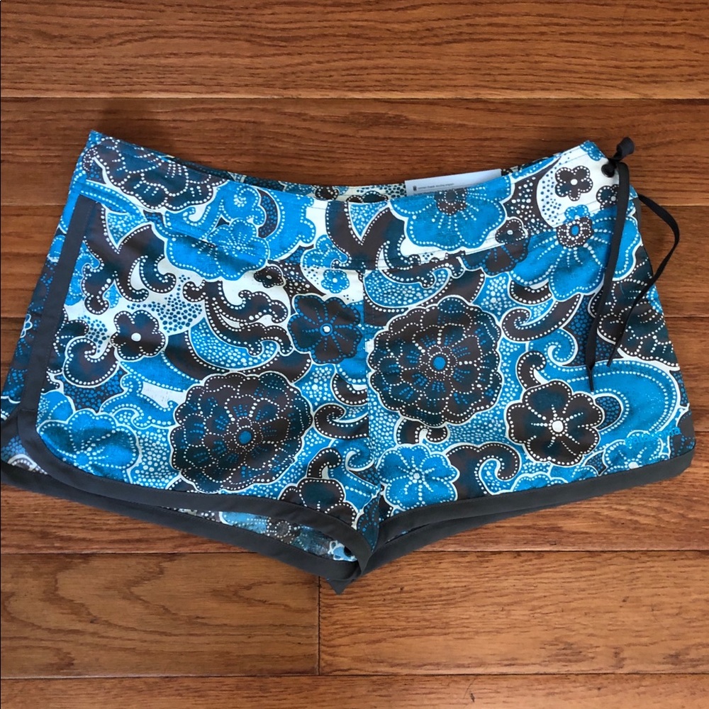 Patagonia Shortie Boardie  BNWT